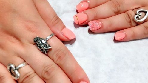 Cần thợ nam nữ, Texas - Cần thợ nail nam nữ biết làm dip, massage,...